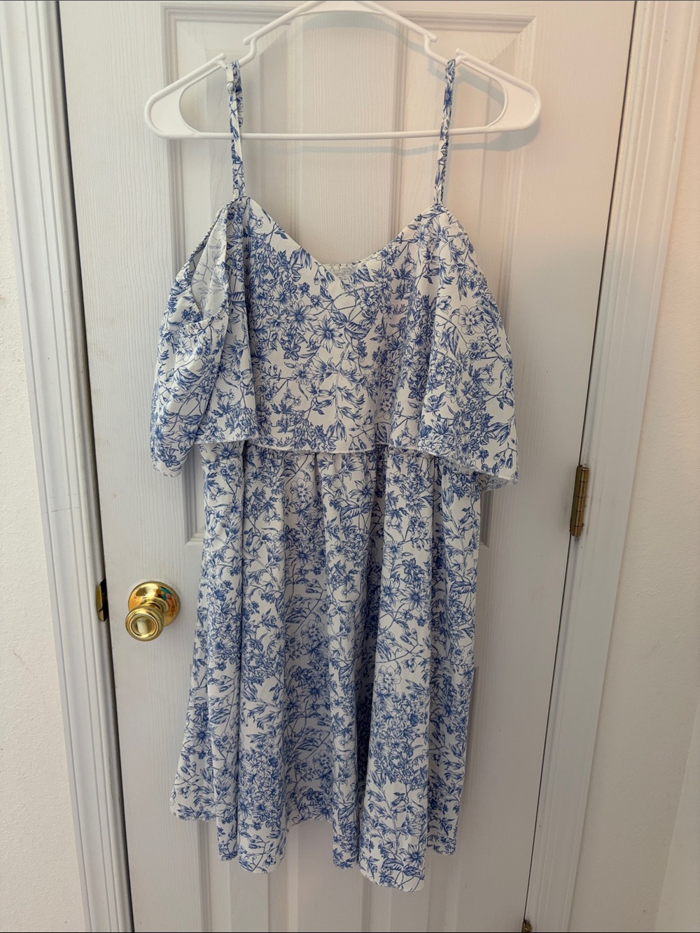 SHEIN Cold Shoulder White Dress with Blue Floral Print